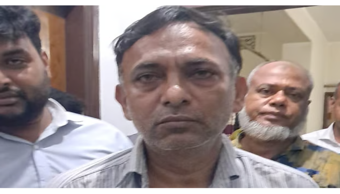 ​তাপসের ‘বিশেষ প্রতিনিধি’ খোরশেদ আলম গ্রেপ্তার