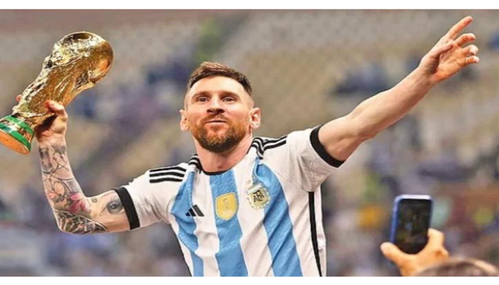 ​আজ বিশ্ব ফুটবলের রাজপুত্র লিওনেল মেসির জন্মদিন