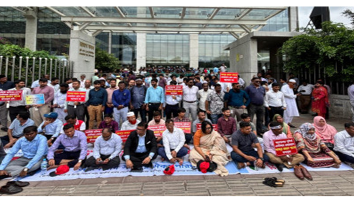 ​‘এনবিআর সংস্কার’ বিরোধী আন্দোলনকারীদের বিরুদ্ধে সরকারের কঠোর বার্তা