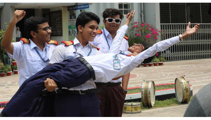 এসএসসি ফল প্রকাশ: পাসের হার ৬৮.৪৫%, শীর্ষে রাজশাহী, তলানিতে বরিশাল