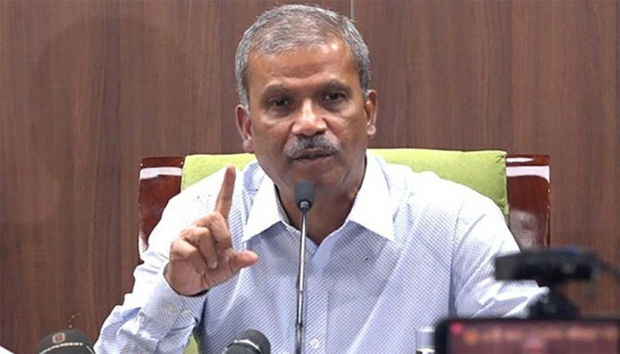 আমাদের সেফ এক্সিট প্রয়োজন নেই: আইন উপদেষ্টা