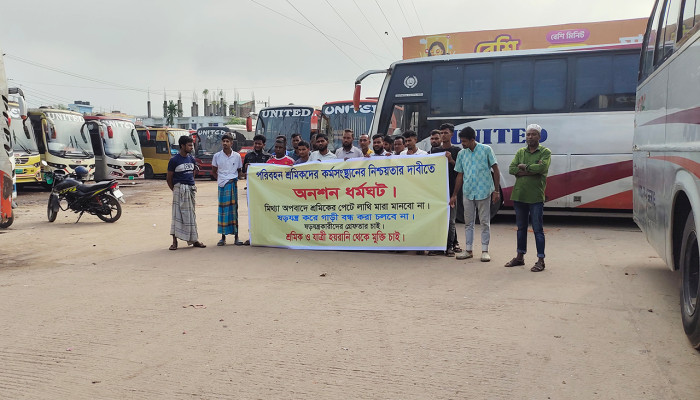 ঢাকা-ময়মনসিংহ রুটে সব ধরনের বাস চলাচল বন্ধ!