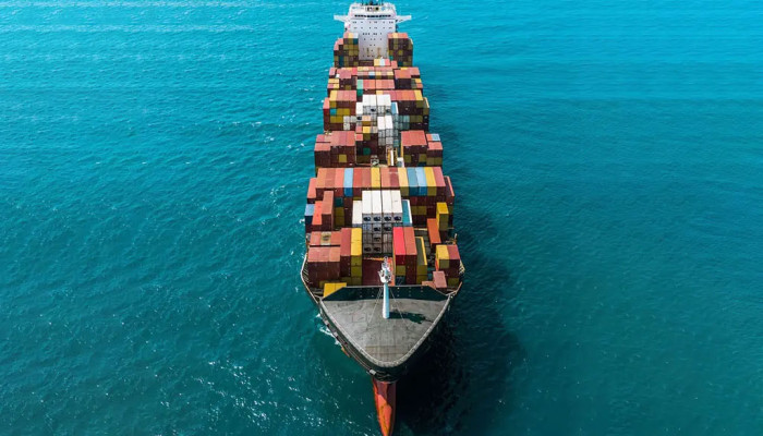 চট্রগ্রাম বন্দরে ১২০০ টন কাঁচামাল নিয়ে জাহাজ ডুবি!