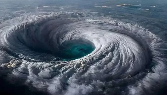 বঙ্গোপসাগরের নিম্নচাপটি ঘূর্ণিঝড়ে রূপ নিতে পারে!