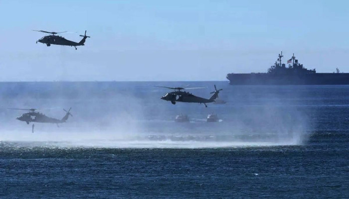দক্ষিণ চীন সাগরে মার্কিন সামরিক বিমান ও হেলিকপ্টার বিধ্বস্ত!