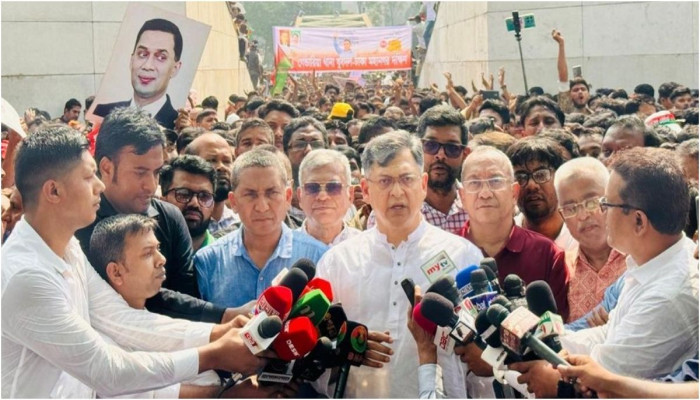 ফ্যাসিবাদ বিরোধী সব রাজনৈতিক দল নিয়ে জোট গড়তে চায় বিএনপি: সালাহউদ্দিন আহমদ