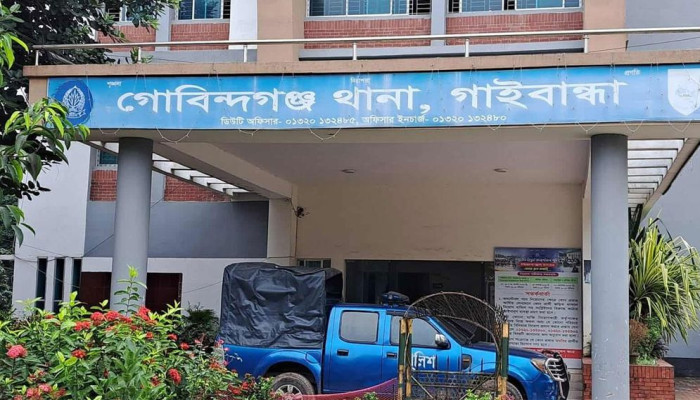 গাইবান্ধায় গরু চোর  সন্দেহে গণপিটুনিতে ৩ জনের মৃত্যু!