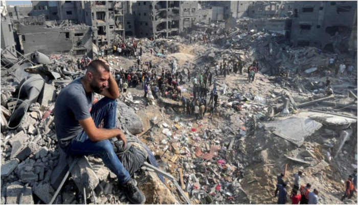 ফিলিস্তিনে ধ্বংসস্তূপ থেকে একই পরিবারের ৩০ জনের  লাশ উদ্ধার!