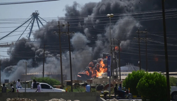 সুদানের দক্ষিণ দারফুরের একটি ব্যস্ত মার্কেটে ড্রোন হামলায় ১০ জন নিহত !