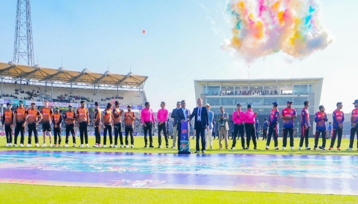 চট্টগ্রাম ভেন্যু বাতিল, সূচি বদলে অস্বস্তিতে নোয়াখালী এক্সপ্রেস!