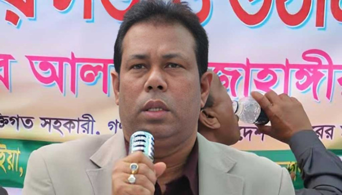 ​শেখ হাসিনার সাবেক পিয়নের পৌনে ২ কোটি টাকার সম্পদ জব্দ, স্ত্রীর ব্যাংক হিসাব অবরুদ্ধ!